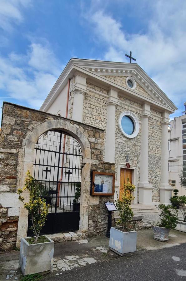 Old Town Boulevard Apartment In City Center Dıraç Dış mekan fotoğraf