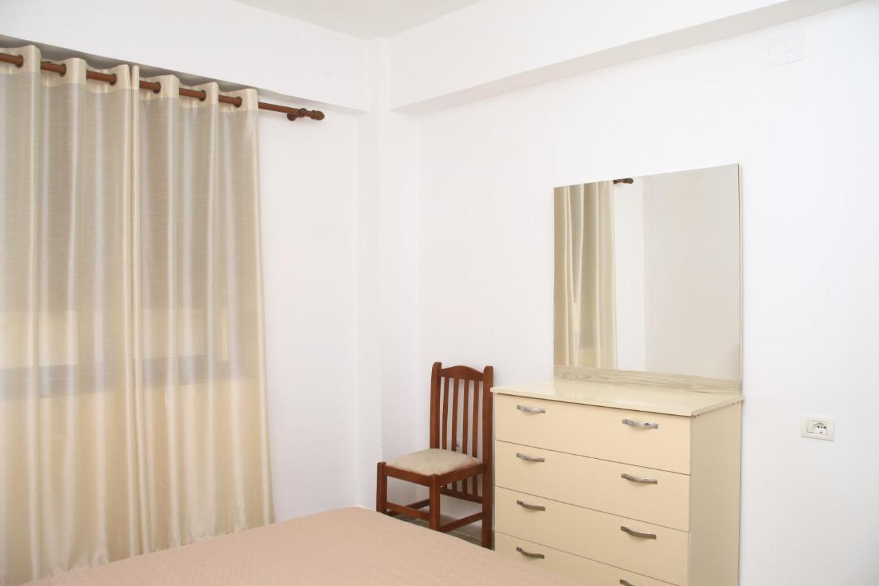 Old Town Boulevard Apartment In City Center Dıraç Dış mekan fotoğraf