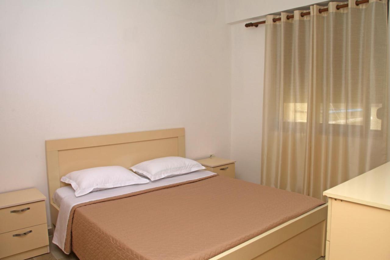 Old Town Boulevard Apartment In City Center Dıraç Dış mekan fotoğraf