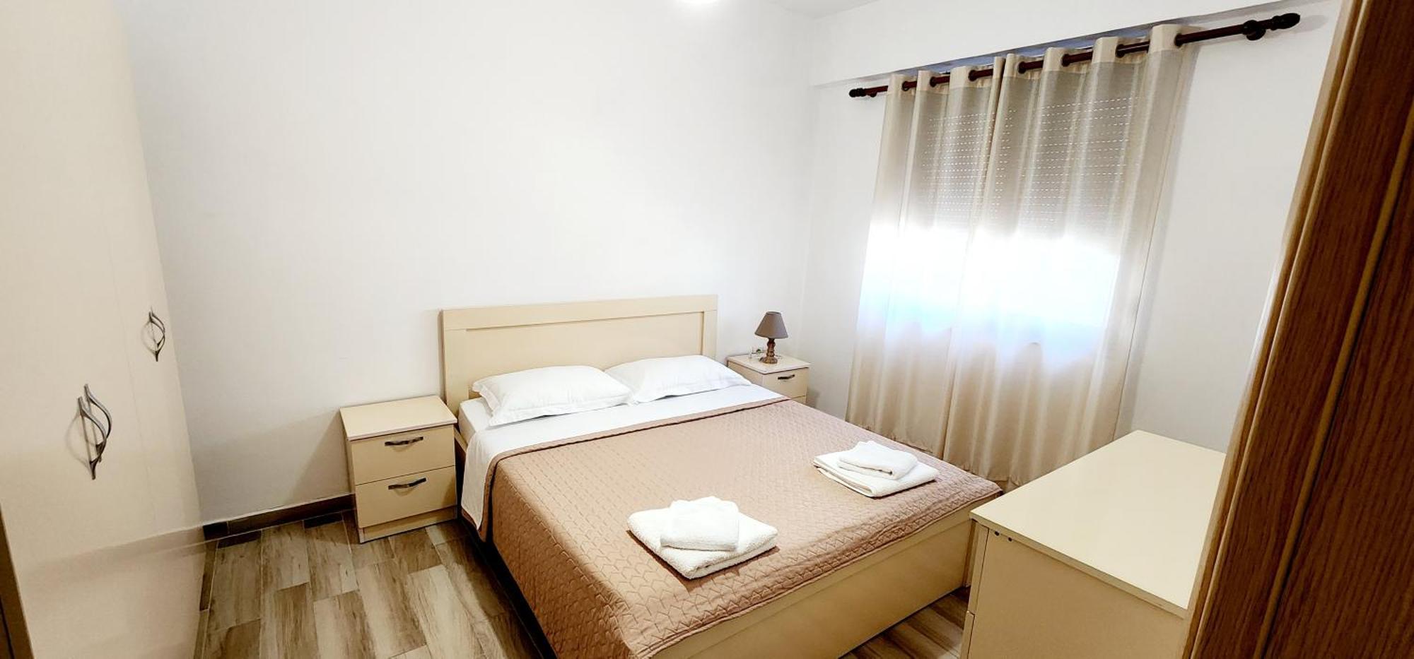 Old Town Boulevard Apartment In City Center Dıraç Dış mekan fotoğraf