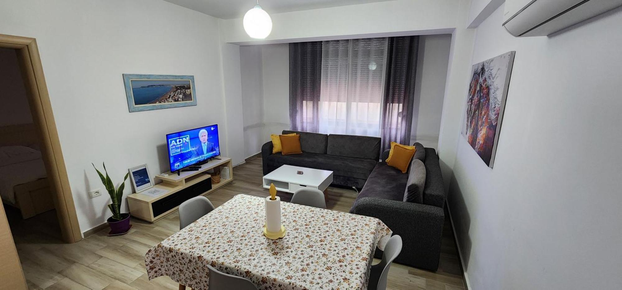 Old Town Boulevard Apartment In City Center Dıraç Dış mekan fotoğraf